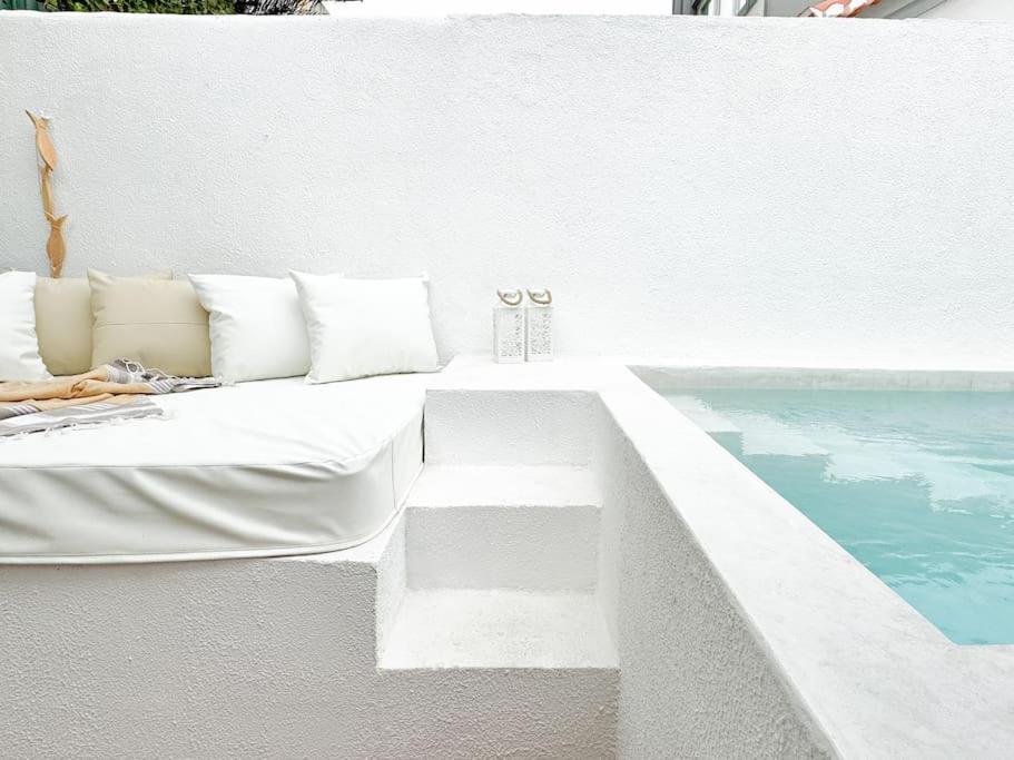 Costa Inn Beach House With Pool By Homeful Homes 코스타 다 카파리카 외부 사진